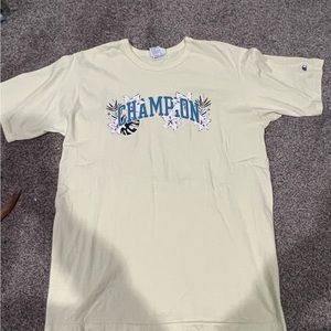 Champion XL T-shirt